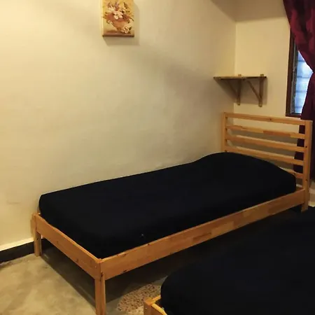 The Retreat Homestay Tanjong Malim Exterior photo